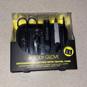 Body Glove Grooming Kit with Travel Case